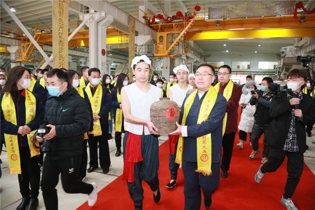 1636543198433717.jpg 640.webp (4).jpg